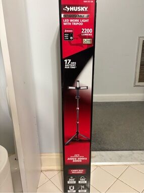 Husky 2200 Lumen Rechargeable Tripod Work Light Model K40437 - Brand New Sealed